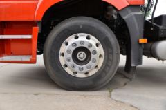 一汽解放 新J6P重卡 定制版 460马力 4X2 AMT自动挡牵引车(国六)(CA4180P66K25E6)