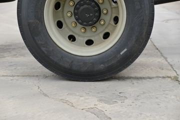 һ����� J6L�п� ������ ��ͨ�� 260���� 4X2 6.75��AMT�Զ�����դʽ�ػ���(����)(CA5170CCYP62K1L4A2E6)ͼƬ