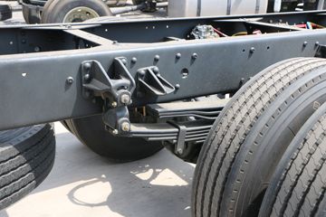 һ����� J6L�п� ������2.0 220���� 4X2 6.75�ײ�դʽ�ػ���(����)(CA5180CCYP62K1L4E6)ͼƬ