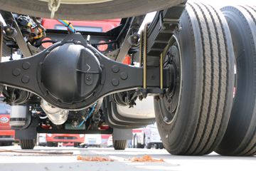 һ����� J6L�п� ������2.0 220���� 4X2 6.75�ײ�դʽ�ػ���(����)(CA5180CCYP62K1L4E6)ͼƬ