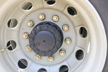 һ����� J6L�п� ������2.0 220���� 4X2 6.75�ײ�դʽ�ػ���(����)(CA5180CCYP62K1L4E6)ͼƬ