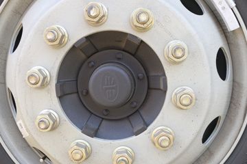 һ����� J6L�п� ������2.0 220���� 4X2 6.75�ײ�դʽ�ػ���(����)(CA5180CCYP62K1L4E6)ͼƬ