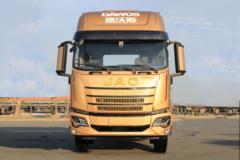 江淮 德沃斯T9 220马力 4X2 6.8米排半畜禽载货车(国六)(HFC5181CCQB80K1E2S) 江淮 德沃斯T9 220马力 4X2 6.8米排半畜禽载货车(国六)(HFC5181CCQB80K1E2S)