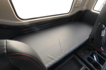 ���� ����˹T9 220���� 4X2 6.8���Ű������ػ���(����)(HFC5181CCQB80K1E2S)ͼƬ