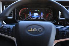 江淮 德沃斯T9 220马力 4X2 6.8米排半畜禽载货车(国六)(HFC5181CCQB80K1E2S) 江淮 德沃斯T9 220马力 4X2 6.8米排半畜禽载货车(国六)(HFC5181CCQB80K1E2S)