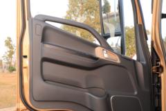 江淮 德沃斯T9 220马力 4X2 6.8米排半畜禽载货车(国六)(HFC5181CCQB80K1E2S) 江淮 德沃斯T9 220马力 4X2 6.8米排半畜禽载货车(国六)(HFC5181CCQB80K1E2S)