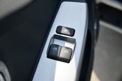 东风途逸 T6 2.0L 122马力 4.05米单排厢式小卡(国六)(EQ5040XXY6CDBAC) 东风途逸 T6 2.0L 122马力 4.05米单排厢式小卡(国六)(EQ5040XXY6CDBAC)