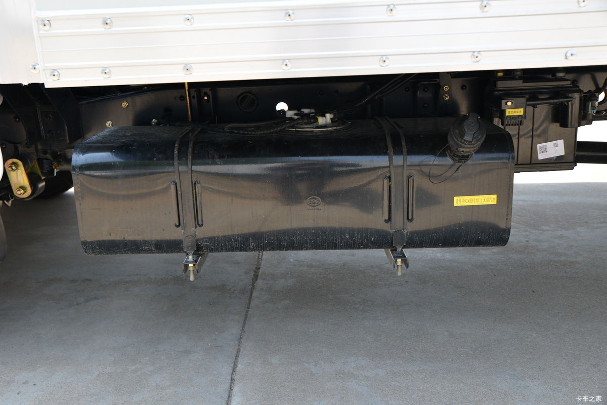 ; T6 2.0L 122 4.05׵ʽС()(EQ5040XXY6CDBAC)                                                