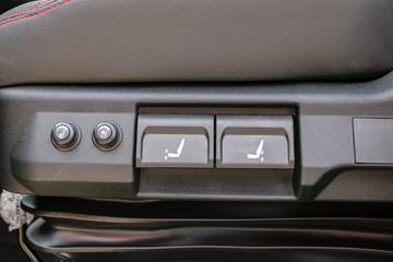 һ����� J6L�п� ������ ��ͨ 260���� 4X2 6.75�ײ�դʽ�ػ���(����)(CA5180CCYP62K1L4A2E6)ͼƬ