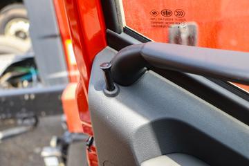 һ����� J6L�п� ������ ��ͨ 260���� 4X2 6.75�ײ�դʽ�ػ���(����)(CA5180CCYP62K1L4A2E6)ͼƬ