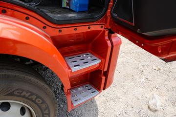 һ����� J6L 240���� 4X2 6����س�(�߶�)ͼƬ