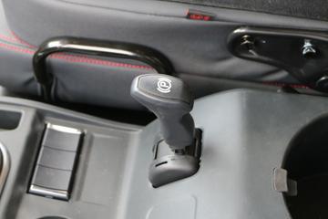 һ����� J6L 240���� 4X2 6����س�(�߶�)ͼƬ