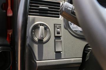 һ����� J6L 240���� 4X2 6����س�(�߶�)ͼƬ