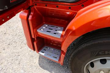 һ����� J6L 240���� 4X2 6����س�(�߶�)ͼƬ