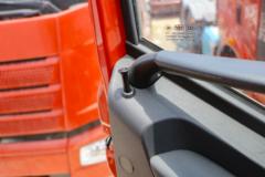 一汽解放 J6L 240马力 4X2 6米冷藏车(高顶)(CA5180XLCP62K1L4E5)