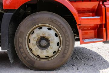 һ����� J6L 240���� 4X2 6����س�(�߶�)ͼƬ