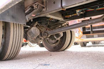 һ����� J6L 240���� 4X2 6����س�(�߶�)ͼƬ