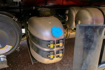 һ����� J6L 240���� 4X2 6����س�(�߶�)ͼƬ