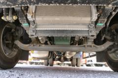 一汽解放 J6L 240马力 4X2 6米冷藏车(高顶)(CA5180XLCP62K1L4E5)