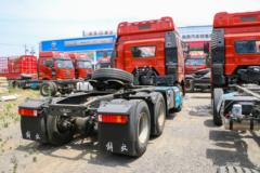 一汽解放 新J6P重卡 价值版 460马力 6X4牵引车(国六)(CA4250P66K25T1E6)