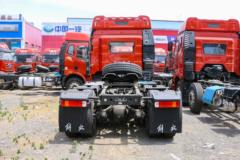 一汽解放 新J6P重卡 价值版 460马力 6X4牵引车(国六)(CA4250P66K25T1E6)