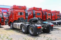 一汽解放 新J6P重卡 价值版 460马力 6X4牵引车(国六)(CA4250P66K25T1E6)