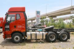 一汽解放 新J6P重卡 价值版 460马力 6X4牵引车(国六)(CA4250P66K25T1E6)