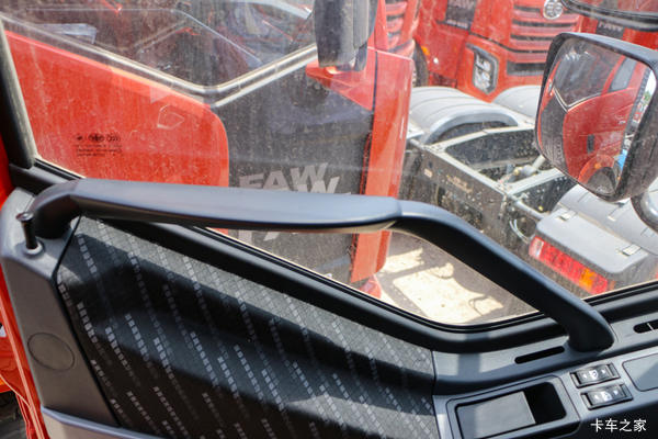 �Ż�2�� �����н��J6Pǣ�������ȴ�����