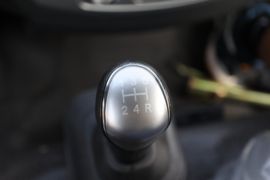 风顺 自卸车驾驶室                                               图片