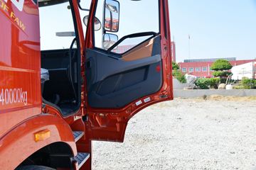 һ����� ��J6P�ؿ� �캽��2.0 560���� 6X4ǣ����(����)(CA4250P66K25T1E6)ͼƬ