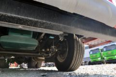 一汽解放 新J6P重卡 领航版2.0 560马力 6X4牵引车(国六)(CA4250P66K25T1E6)