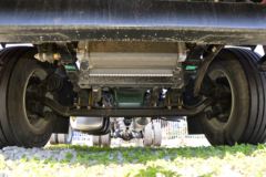 一汽解放 J6L中卡 尊享版 绿通款 260马力 4X2 6.75米仓栅式载货车(国六)(CA5170CCYP62K1L4A2E6)