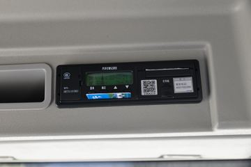 һ����� J6L �ʻݰ� 260���� 6X2 7.7�ײ�դʽ�ػ���(CA5250CCYP62K1L5T3E6)ͼƬ