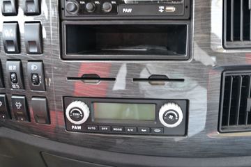 һ����� J6L �ʻݰ� 260���� 6X2 7.7�ײ�դʽ�ػ���(CA5250CCYP62K1L5T3E6)ͼƬ