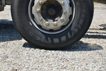 һ����� J6L �ʻݰ� 260���� 6X2 7.7�ײ�դʽ�ػ���(CA5250CCYP62K1L5T3E6)ͼƬ