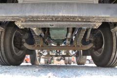 一汽解放 J6L 质惠版 260马力 6X2 7.7米仓栅式载货车(CA5250CCYP62K1L5T3E6)