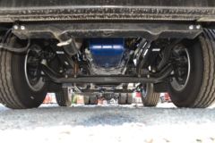 青岛解放 JH6重卡 领航版 460马力 8X4 8.6米AMT自动挡仓栅式载货车(国六)