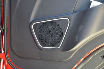 �ൺ��� JK6�п� 260���� 4X2 6.75�ײ�դʽ�ػ���(����)(�߶�)(CA5180CCYP28K1L4E6)ͼƬ