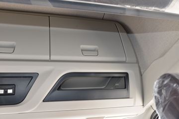 �ൺ��� JK6�п� 260���� 4X2 6.75�ײ�դʽ�ػ���(����)(�߶�)(CA5180CCYP28K1L4E6)ͼƬ