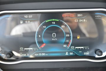 �ൺ��� JK6�п� 260���� 4X2 6.75�ײ�դʽ�ػ���(����)(�߶�)(CA5180CCYP28K1L4E6)ͼƬ