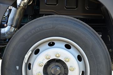 �ൺ��� JK6�п� 260���� 4X2 6.75�ײ�դʽ�ػ���(����)(�߶�)(CA5180CCYP28K1L4E6)ͼƬ