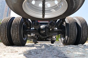 �ൺ��� JK6�п� 260���� 4X2 6.75�ײ�դʽ�ػ���(����)(�߶�)(CA5180CCYP28K1L4E6)ͼƬ