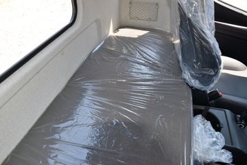 �ൺ��� JK6�п� 260���� 4X2 6.75�ײ�դʽ�ػ���(����)(�ж�)(CA5180CCYP28K1L4E6)ͼƬ