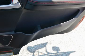 �ൺ��� JK6�п� 260���� 4X2 6.75�ײ�դʽ�ػ���(����)(�ж�)(CA5180CCYP28K1L4E6)ͼƬ