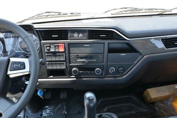 �ൺ��� JK6�п� 260���� 4X2 6.75�ײ�դʽ�ػ���(����)(�ж�)(CA5180CCYP28K1L4E6)ͼƬ