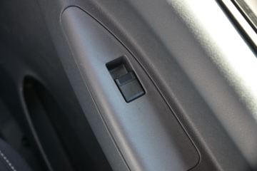 ��� J6F 160���� 4.2�׵��������Ῠ(����)(CA1040P40K59L2E6A84)ͼƬ