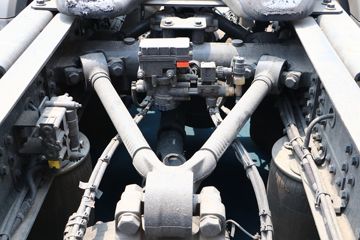 �ൺ��� ӥ; ����� 620���� 6X4 AMT�Զ���ǣ����(����)(CA4257P35K18T1E6A80)ͼƬ