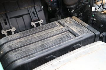 �ൺ��� ӥ; ����� 620���� 6X4 AMT�Զ���ǣ����(����)(CA4257P35K18T1E6A80)ͼƬ