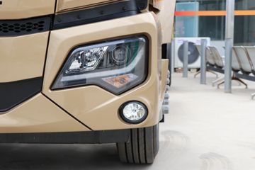 ���� ����˹T9 220���� 4X2 6.8���Ű������ػ���(����)ͼƬ