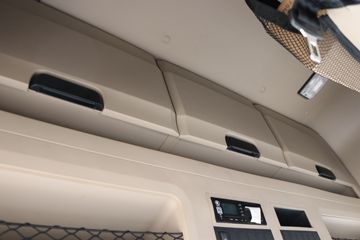 ���� ����˹T9 220���� 4X2 6.8���Ű������ػ���(����)ͼƬ